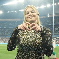 Ça ne va pas lui plaire : Une célèbre chanteuse française souhaite à Louane d'être deuxième à l'Eurovision !