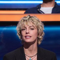 Sara Mortensen : Aksel, son fils de 16 ans est déjà acteur, voici des images de sa dernière performance... face à sa célèbre mère