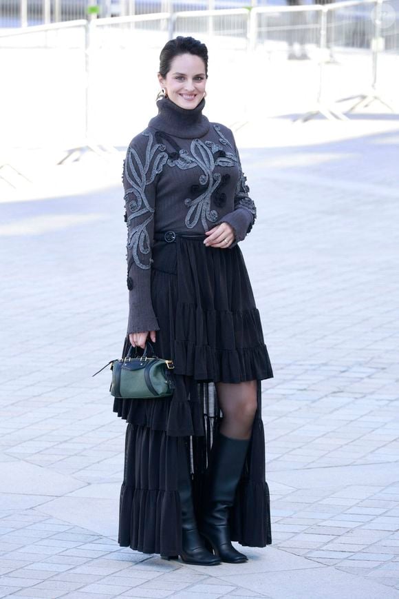 Info du 18/12/25 - L'actrice de 37 ans Noémie Merlant est enceinte de son premier enfant - Noémie Merlant - Les célébrités au défilé Louis Vuitton "Collection Femme Prêt-à-Porter Printemps/Eté 2026" lors de la Fashion Week de Paris (PFW), le 30 septembre 2025.
© Christophe Aubert via Bestimage