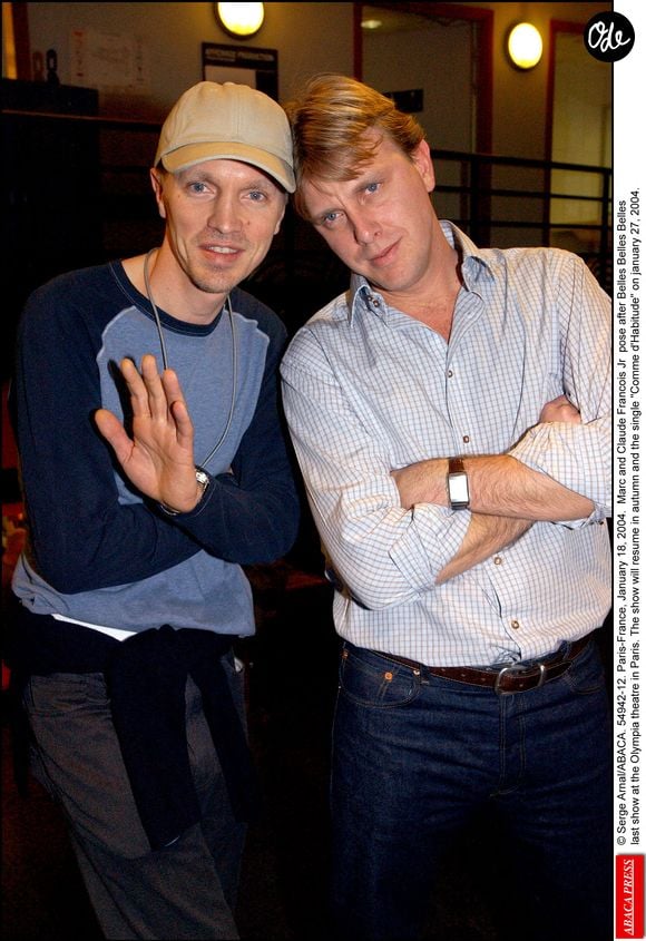 Paris (France), 18 janvier 2004. Marc et Claude François Jr posent après le dernier concert de Belles Belles Belles à l'Olympia, à Paris. La tournée reprendra à l'automne et le single « Comme d'habitude » sortira le 27 janvier 2004. © Serge Arnal/ABACA.