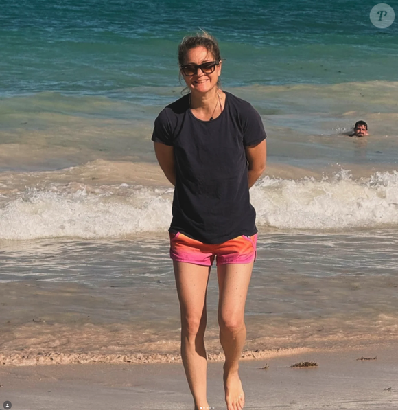 Leur histoire n'avait pas duré et Anne-Laure avait quitté la scène pour se consacrer à d'autres activités.

Anne-Laure Sibon, l'ancienne élève de la Star Academy a ouvert un camping sur les rives du lac Léman avec sa compagne Audrey