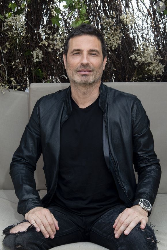 Exclusif - Rendez-vous avec Richard Orlinski sur la terrasse "La Journée by the Land sur le rooftop de l'hôtel 3.14 lors du 72ème Festival International du Film de Cannes. Le 24 mai 2019 © Pierre Perusseau / Bestimage