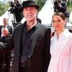 Festival de Cannes 2026 : Éric Cantona et Rachida Brakni main dans la main, tenues opposées pour le duo face à Virginie Efira