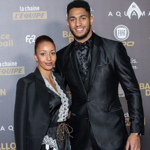 Tony Yoka et sa femme Estelle Mossely - Tapis rouge de la cérémonie du Ballon d'or France Football 2018 au Grand Palais à Paris, France, le 3 décembre 2018. le Croate L.Modric remporte le trophée 2018. © Cyril Moreau/Bestimage