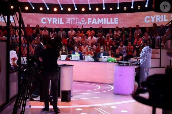 Exclusif - Nawarra, Olivier Dartigolles, Isabelle Morini-Bosc, Laurent Fontaine - Emission "Tout beau, tout n9uf" présentée par C. Hanouna sur W9 à Paris le 5 septembre 2025. © Jack Tribeca / Bestimage
