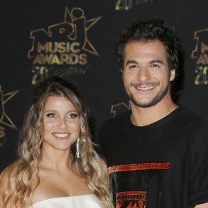 Amir Haddad et sa femme Lital (enceinte) - 20ème cérémonie des NRJ Music Awards au Palais des Festivals à Cannes. Le 10 novembre 2018 © Christophe Aubert via Bestimage
