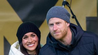 Une belle et longue chevelure rousse ... Meghan Markle et le prince Harry partagent d'adorables photos de leur petite fille Lilibet