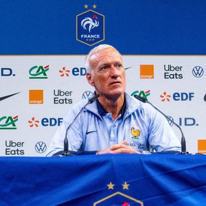 Le sélectionneur de l'équipe de France Didier Deschamps en conférence de presse avant les deux matches de Ligue des nations contre l’Italie et la Belgique au centre National du Football de Clairefontaine-en-Yvelines, France, le 2 septembre 2024. © Baptiste Autissier/Panoramic/Bestimage