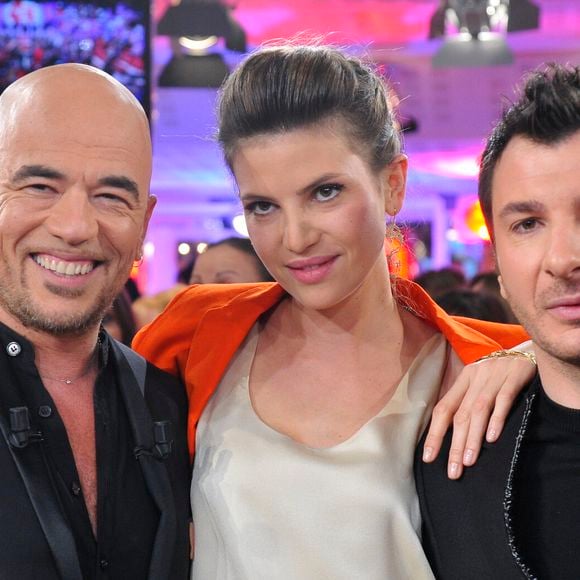 L'occasion pour lui d'évoquer sa romance avec Isabelle Funaro, la mère de ses deux enfants Seven et Stellar... Mais avant lui, la comédienne a été en couple avec Pascal Obispo avec qui elle a eu son fils Sean.

Pascal Obispo, Michael Youn et Isabelle Funaro - Enregistrement de l'emission " Vivement Dimanche" a Paris le 13 fevrier 2013 et qui sera diffuse le 17 fevrier .  (AGENCE / BESTIMAGE).