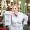 "C'était délicieux" : Hélène Darroze s'offre un poulet frites à Paris, dans cette institution vieille de 200 ans !