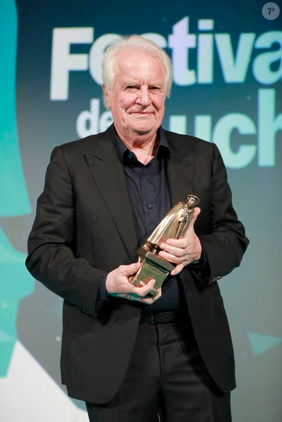 André Dussolier, mise à l'honneur coup de coeur du festival. - Photocall de la soirée de clôture et remise des prix de la 24ème édition du festival de Luchon au casino de Luchon le 12 février 2022.

© Christophe Aubert via Bestimage