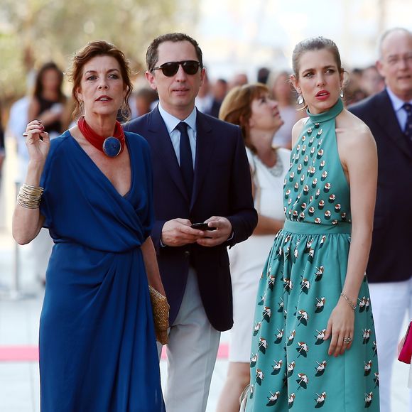 La princesse Caroline de Hanovre, Gad Elmaleh et sa compagne Charlotte Casiraghi arrivant à la soirée pour l'inauguration du nouveau Yacht Club de Monaco, Port Hercule, le 20 juin 2014. Cyril Dodergny / Nice Matin / Bestimage