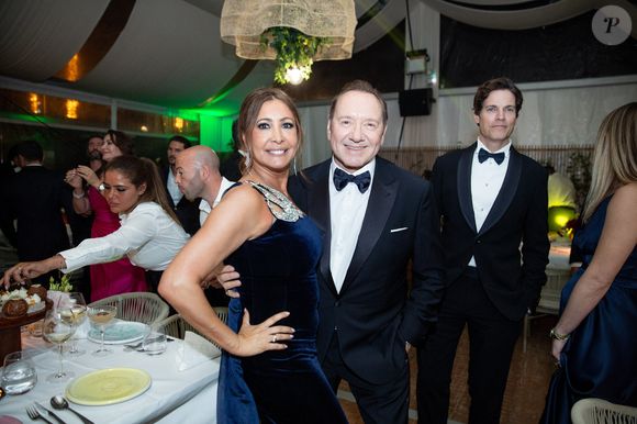 Maria Bravo et Kevin Spacey - Soirée du "Global Gift Gala" lors du 78ème Festival International du Film de Cannes le 19 mai 2025. © Toni C via Bestimage