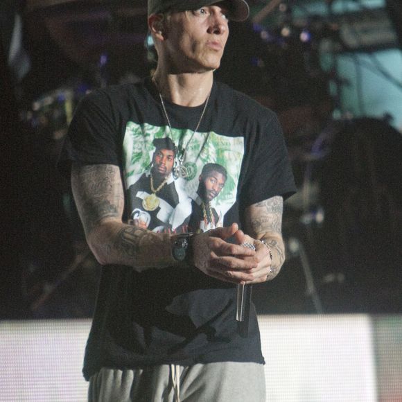 Eminem se produit au festival de musique de Squamish Valley 2014 (SVMF) à Squamish, en Colombie-Britannique, à environ une heure de route au nord de Vancouver, au Canada, le 10 août 2014. Photo par Heinz Ruckemann/UPI/ABACAPRESS.COM