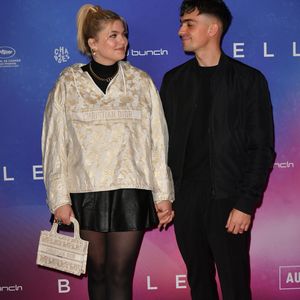 Louane et son compagnon Florian Rossi  - Avant Première de " Belle " film animé japonais au Grand Rex à Paris le 6 décembre 2021 . © Veeren / Bestimage