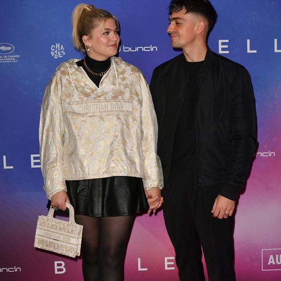 Louane et son compagnon Florian Rossi  - Avant Première de " Belle " film animé japonais au Grand Rex à Paris le 6 décembre 2021 . © Veeren / Bestimage