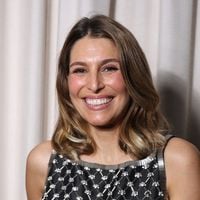 Après Paul Mirabel, Laury Thilleman partage ses photos de leurs vacances entre grands espaces et détente : elle rayonne !