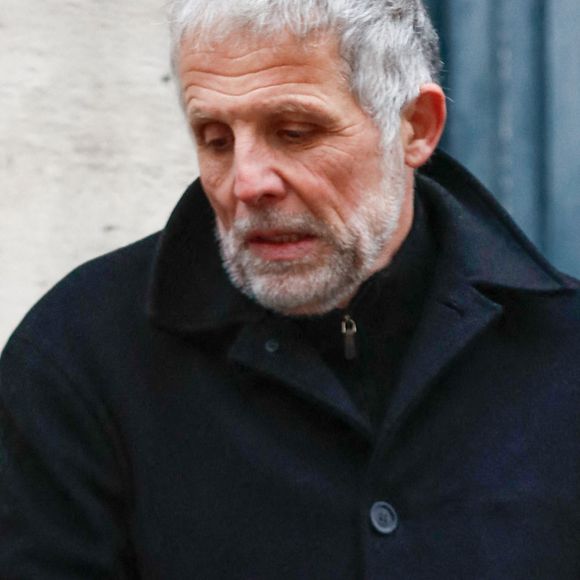 Stéphane Guillon - Arrivées aux obsèques de Niels Arestrup à l'Église Saint-Roch à Paris. Le 10 décembre 2024
© Christophe Clovis / Bestimage