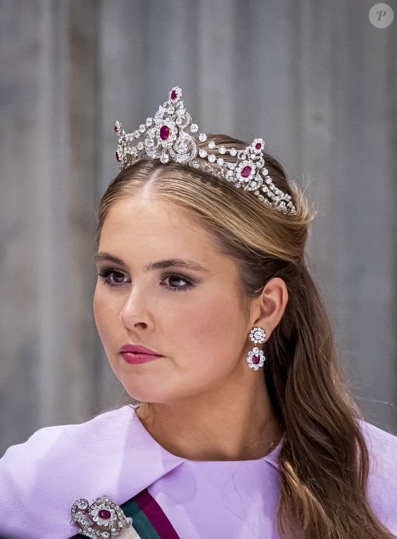 La princesse Catharina-Amalia des Pays-Bas, banquet d'État au palais royal lors de la visite d'État du sultan d'Oman aux Pays-Bas, 1er jour à Amsterdam, Pays-Bas, 15 avril 2025. ( DANA-No : 02600050 )