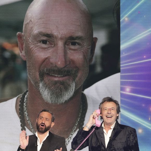 Exclusif - Cyril Hanouna, Jean-Luc Reichmann, sur le plateau de l’émission « TPMP » La dernière sur C8,  présentée par C.Hanouna et diffusée en direct sur C8, Paris, France, le 27 fevrier 2025. © Jack Tribeca / Bestimage