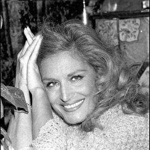 Cette adresse parisienne reste ainsi étroitement liée à la vie personnelle et artistique de l’interprète de "Bambino". 

Archives - Dalida en rendez-vous chez elle. Crédits : AGENCE / BESTIMAGE