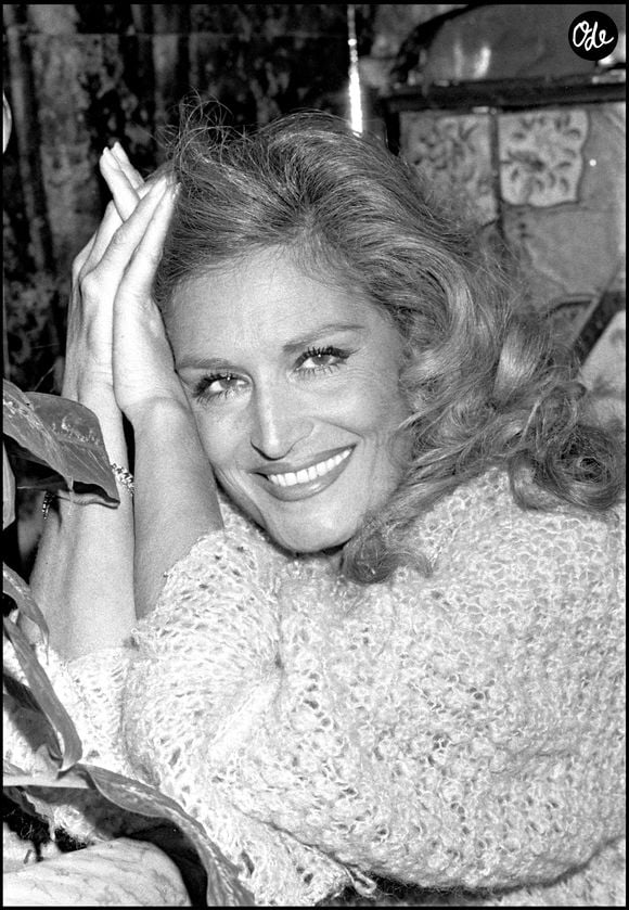 Cette adresse parisienne reste ainsi étroitement liée à la vie personnelle et artistique de l’interprète de "Bambino". 

Archives - Dalida en rendez-vous chez elle. Crédits : AGENCE / BESTIMAGE