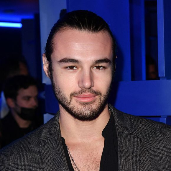 Au début, Anthony Colette ne comprenait pas cette réalité, car il est lui-même très gourmand.

Anthony Colette - Inauguration de la salle de projection privée et éphémère Amazon Prime Video Club, dont l'accès est entièrement gratuit, place de La Madeleine à Paris. © Veeren / Bestimage