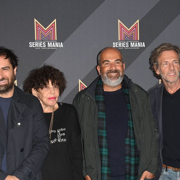 Le film devrait se dérouler cinq ans après la fin de la série.

Thibault de Montalembert, Grégory Montel, Liliane Rovère, Marc Fitoussi, Stéphane Freiss et Dominique Besnehard - Avant-première Label Series Mania "Dix pour cent" Saison 4, l'intégrale au cinéma UGC Normandie à Paris le 16 octobre 2020. © Coadic Guirec/Bestimage