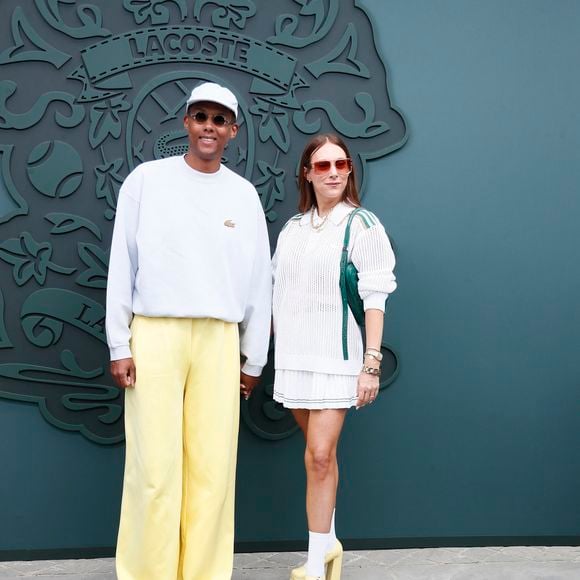 Stromae et sa femme Coralie Barbier au photocall du défilé Lacoste "Collection Prêt-à-Porter Automne/Hiver 2025-2026" lors de la Fashion Week de Paris (PFW), le 9 mars 2025

© Christophe Clovis / Bestimage
