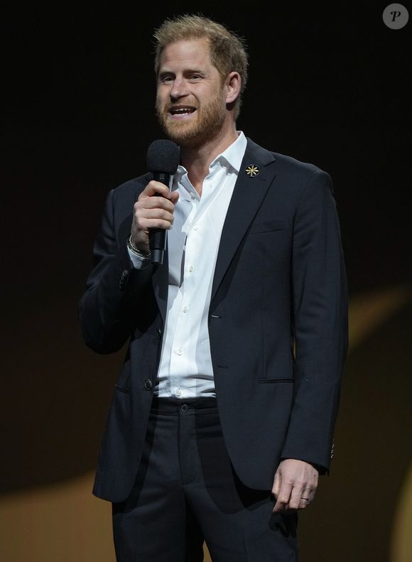 Il était accompagné de sa fondation Invictus Games pour soutenir les victimes de guerre. 

Prince Harry aux Invictus Games games à Vancouver. Le 16 février 2025. © Darryl Dyck/The Canadian Press via ZUMA Press)