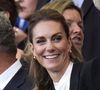 Les cheveux de Kate Middleton font beaucoup parler ces derniers jours.

La Princesse de Galles dans les tribunes avant le match de poule A de la Coupe du monde féminine de rugby au Brighton and Hove Albion Stadium, Brighton. © Matthews Andrew/PA Photos/ABACA