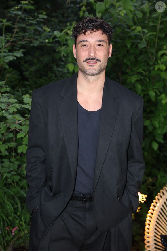 Jérémy Frérot assiste au cocktail Lenotre d'Adriana Karembeu organisé au Pre Catelan à Paris le 29 avril 2025 à Paris, France. Photo par Jerome Domine/ABACAPRESS.COM.