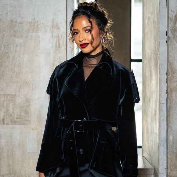 Flora Coquerel - People au défilé Akris Collection Femme Prêt-à-Porter Printemps/Eté 2026 lors de la Fashion Week de Paris (PFW) le 5 octobre 2025. © Julien Sarkissian/Bestimage