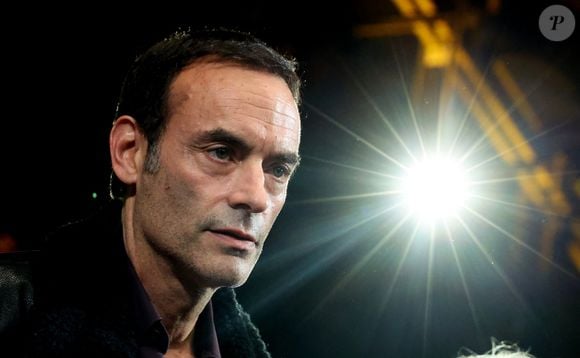 Anthony Delon - Pour la séance de clôture de la 16ème édition du Festival Lumière de Lyon, un hommage tout particulier a été rendu à l'acteur Alain Delon en projetant "Plein Soleil" de René Clément. Pour l'occasion Vincent Lindon a prononcé un discours en présence de Anthony Delon, qui, sous le coup de l'émotion, a fondu en larmes pendant l'évocation de son père. C'est la première fois, depuis sa disparition, qu'un hommage était rendu en public à Alain Delon, au Halle Tony Garnier, à Lyon, France, le 20 octobre 2024. © Dominique Jacovides/Bestimage