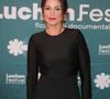 Très proche de l’acteur, elle assure que personne ne pourra jamais le remplacer.

Lola Dewaere au photocall de la cérémonie de clôture du 25ème édition du Festival TV de Luchon, France, le 7 février 2026. © Patrick Bernard/Bestimage