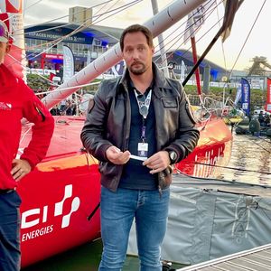 Mais Thomas Pesquet réfute cette image d'homme parfait qui lui colle à la peau.

Thomas Pesquet à la 10ème édition du Vendée Globe 2024 aux Sables d'Olonne le9 novembre 2024.

© Fabien Faure / Bestimage
