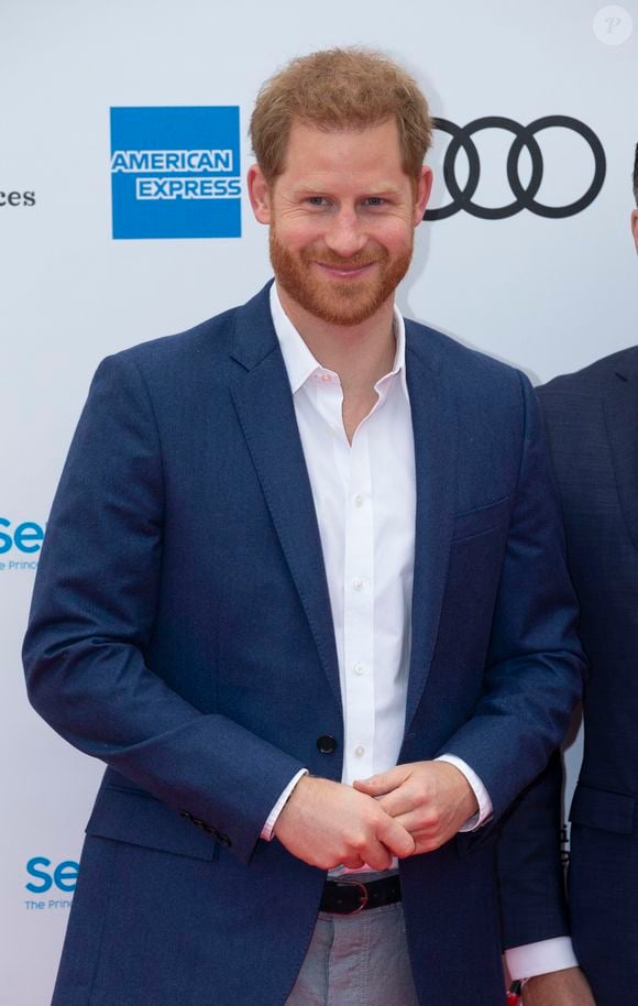 Mais le prince Harry n'a pas arrêté son combat pour autant.

Le prince Harry au photocall du concert Audi Sentebale 2019 au palais de Hampton Court à Londres, le 11 juin 2019.

Photo : Agence / Bestimage