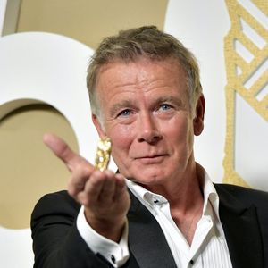 Franck Dubosc restera dans l'histoire des César : le comédien et réalisateur de 61 ans a assuré le moment le plus drôle de cette cérémonie, sur Canal +.

Franck Dubosc et son Cesario - Photocall des lauréats de la cérémonie des César à l'Olympia à Paris. Dominique Jacovides / Olivier Borde / Bestimage