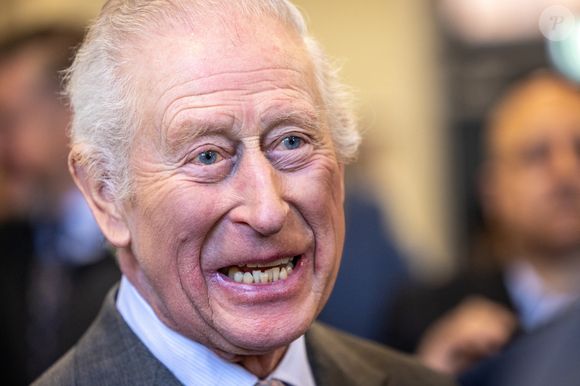 Leurs Majestés, le roi Charles III d'Angleterre et Camilla Parker Bowles, reine consort d'Angleterre, en visite à Middlesbrough, Royaume Uni, le 13 février 2025. © Andy Commins/MirrorPix/Bestimage