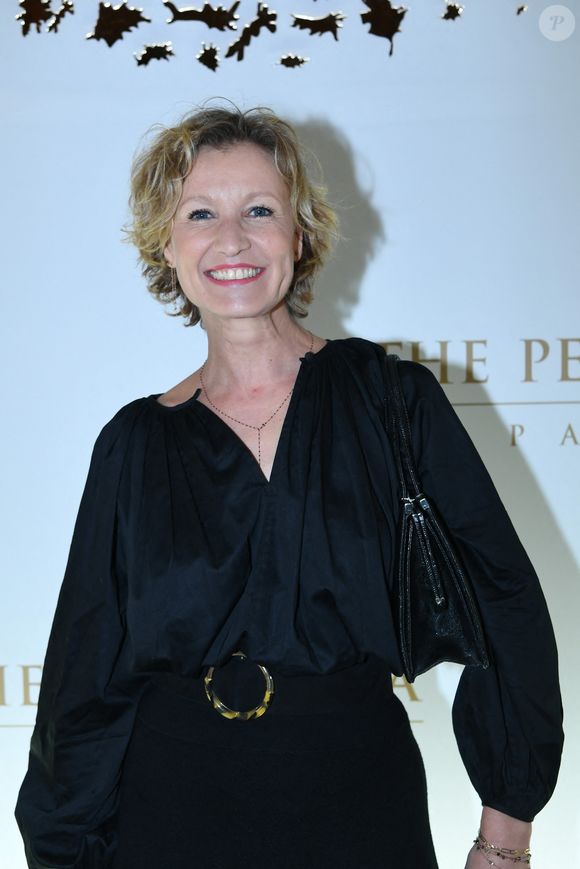 Alexandra Lamy a aussi partagé sa peine :  "Je n’ai pas les mots, que de la tristesse… De tout cœur avec sa famille, ses proches".

Alexandra Lamy - Soirée du 10ème anniversaire de l'hôtel Peninsula à Paris le 28 novembre 2024. © Rachid Bellak/Bestimage