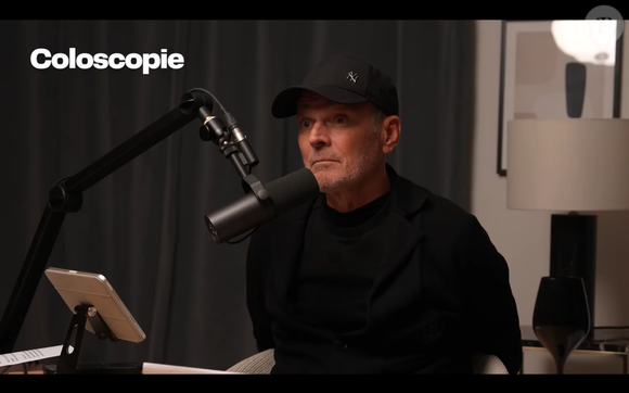 Thomas Dutronc invité dans l'émission "Coloscopie" sur Youtube le 10 avril 2025, face à Laurent Baffie.