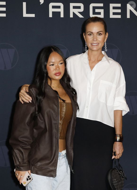 Laeticia Hallyday et sa fille Joy - Avant-Premiere du film "Largo Winch "Le Prix de L'argent" au cinéma le Grand Rex à Paris le 18 juin 2024. © Marc Ausset-Lacroix/Bestimage