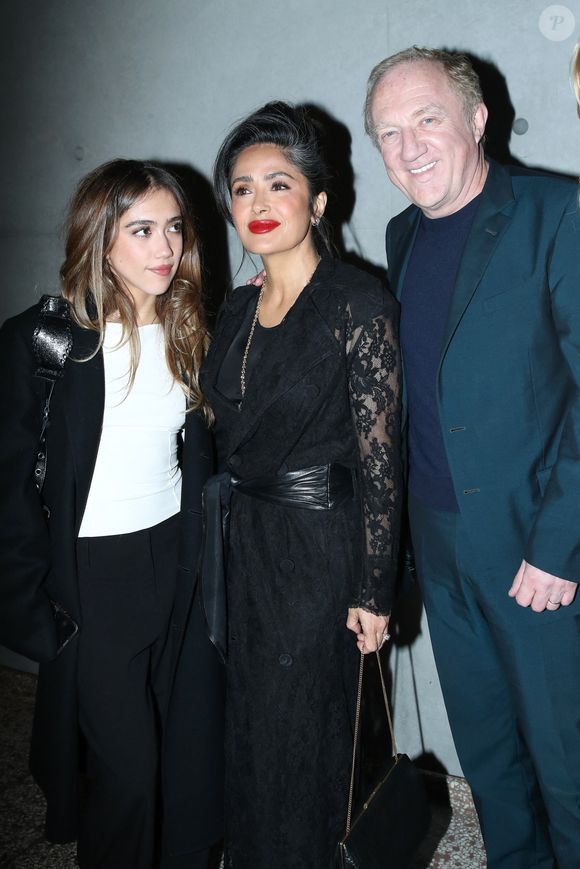 François-Henri Pinault avec sa femme Salma Hayek, leur fille Valentina - Vernissage de "Corps et âmes", la nouvelle Collection Pinault à la Bourse du Commerce à Paris le 4 Mars 2025. © Bertrand Rindoff / Bestimage