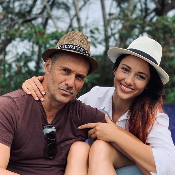 Delphine Wespiser et Roger Instagram @rogererhart et @wespiserd