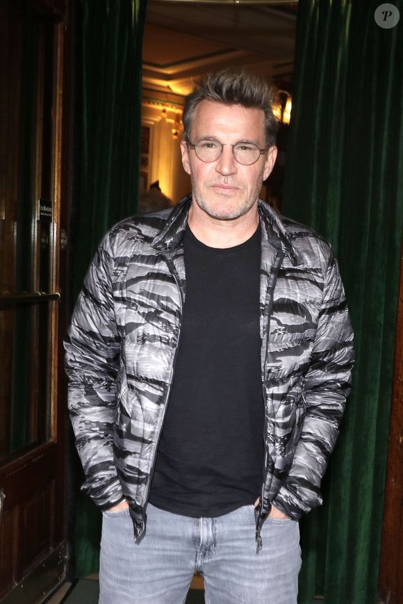 Benjamin Castaldi lors de la soirée des 140 ans de légende des Deux Magots et vernissage de l'exposition "140 ans d'esprits créatifs à Saint-Germain-des-Prés" à Paris le 29 avril 2024.

© Cédric Perrin / Bestimage