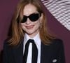 Côté alimentation, elle mise sur "brocolis à volonté".

Isabelle Huppert au photocall du dîner de la 51ème cérémonie des César au Fouquet's à Paris, France, le 27 février 2026. © Denis Guignebourg/Bestimage