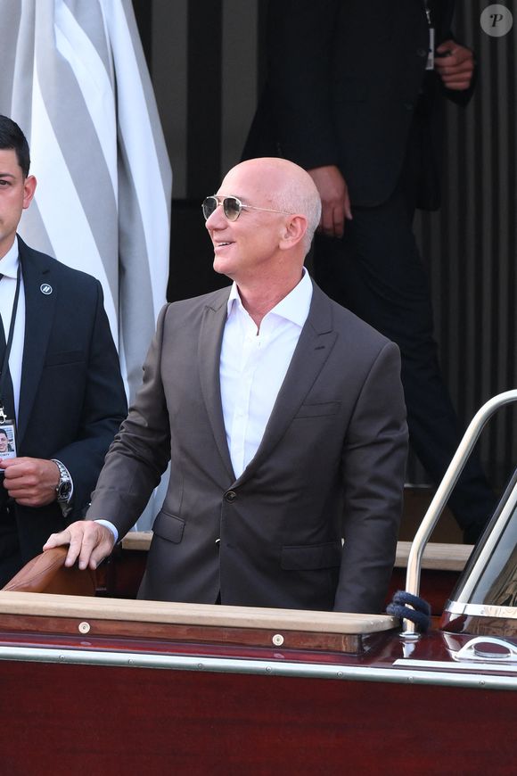Jeff Bezos à la veille de sa cérémonie de mariage avec Lauren Sanchez à Venise en Italie le jeudi 26 juin 2025.
Crédit : SGP / BESTIMAGE