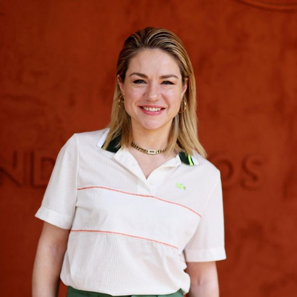 - Emilie Dequenne - Célébrités au Village lors des Internationaux de France de tennis de Roland Garros 2023 à Paris le 10 juin 2023. © Jacovides-Moreau/Bestimage