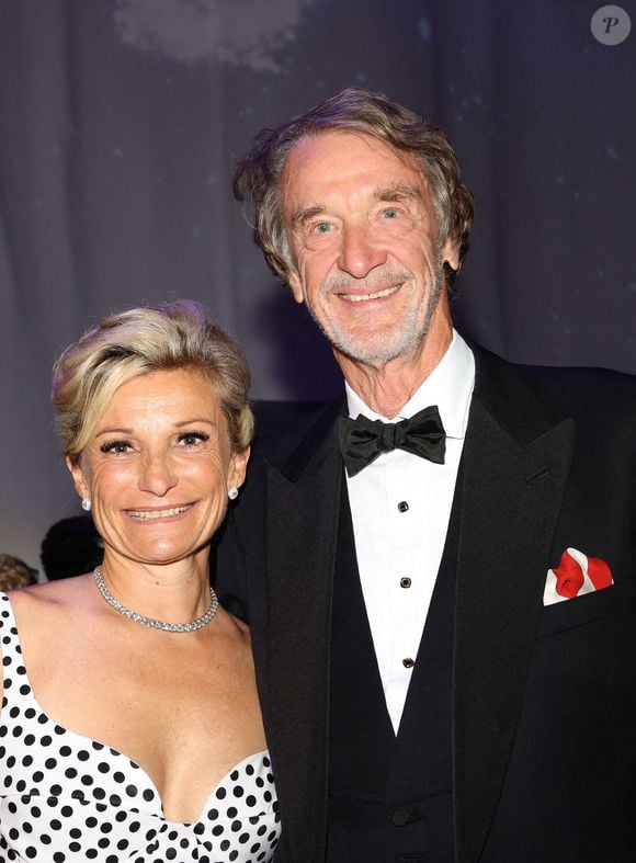 “Manchester United est une grande famille mais depuis que Ratcliffe est là, c'est tout le contraire”, poursuit-il 

Jim Ratcliffe (président-directeur général du groupe chimique Ineos et de l'OGC Nice) et sa femme Alicia - 75ème édition du Gala de la Croix Rouge monégasque au Sporting Monte-Carlo à Monaco le vendredi 19 juillet 2024. © Claudia Albuquerque / Bestimage