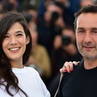 Gilles Lellouche complice avec sa fille Ava, dont la mère est Mélanie Doutey, pour une sortie très remarquée à Roland-Garros
